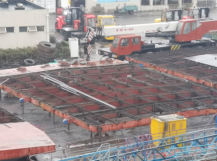 舱盖挖补修理-2.jpg