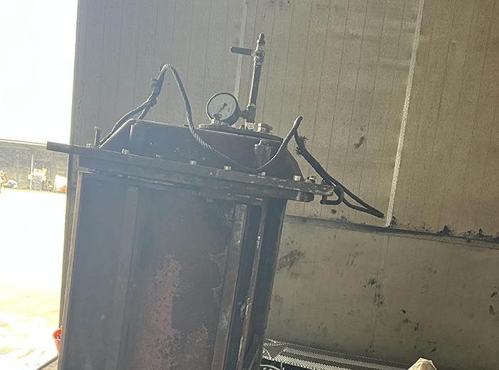 主机空冷器试压.jpg